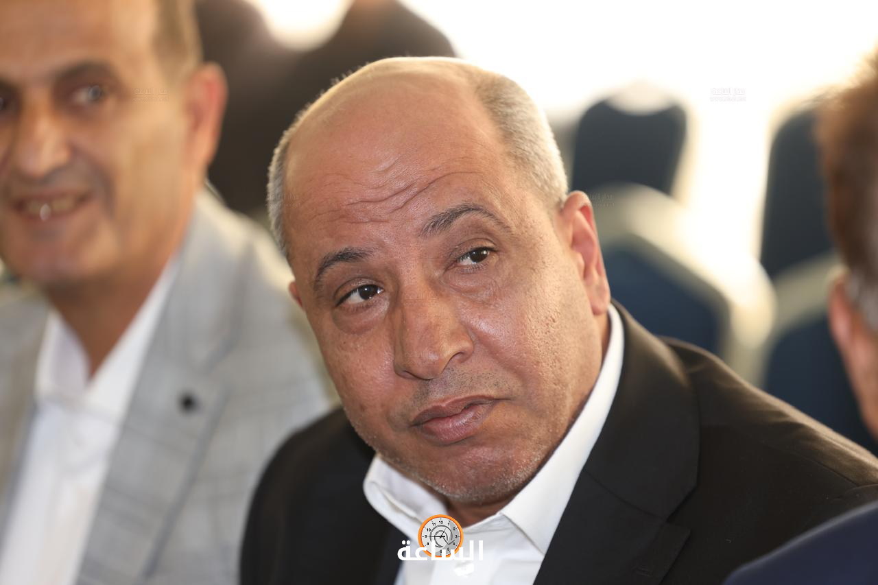 Madar Al-Saa Images 0.38901538083209397