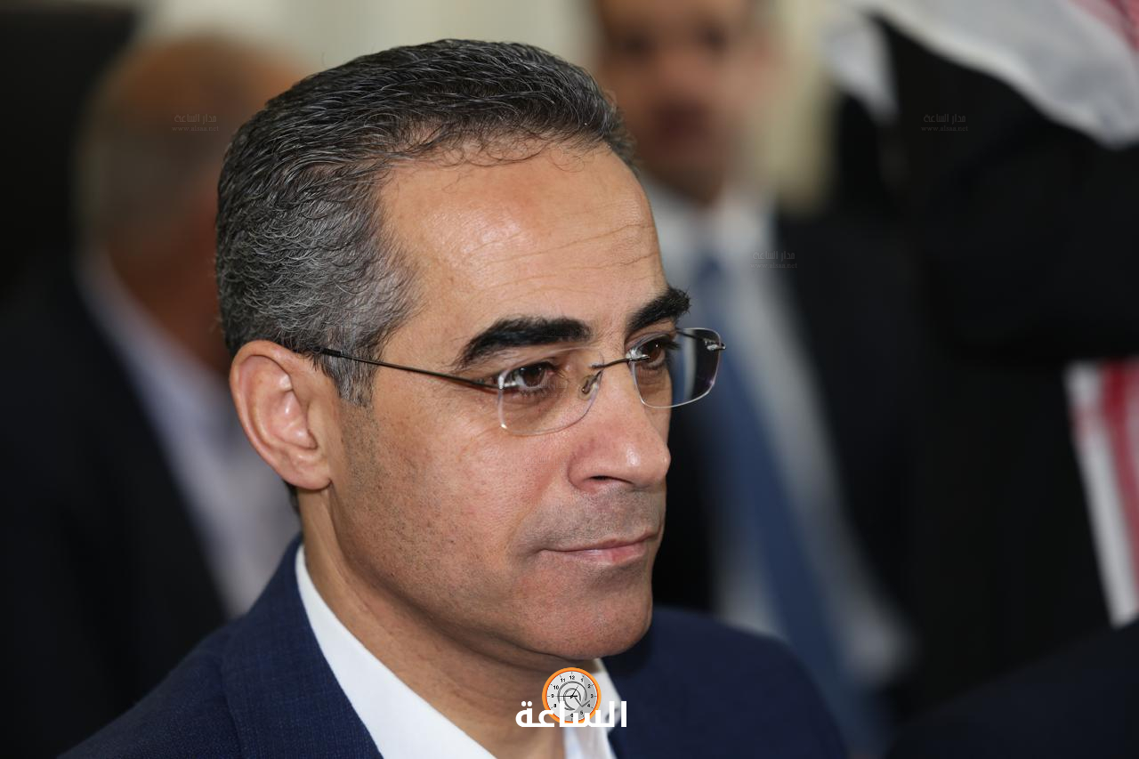 Madar Al-Saa Images 0.8323444871909402