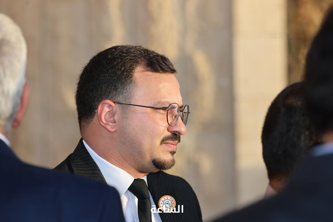 Madar Al-Saa Images 0.9912998990378027
