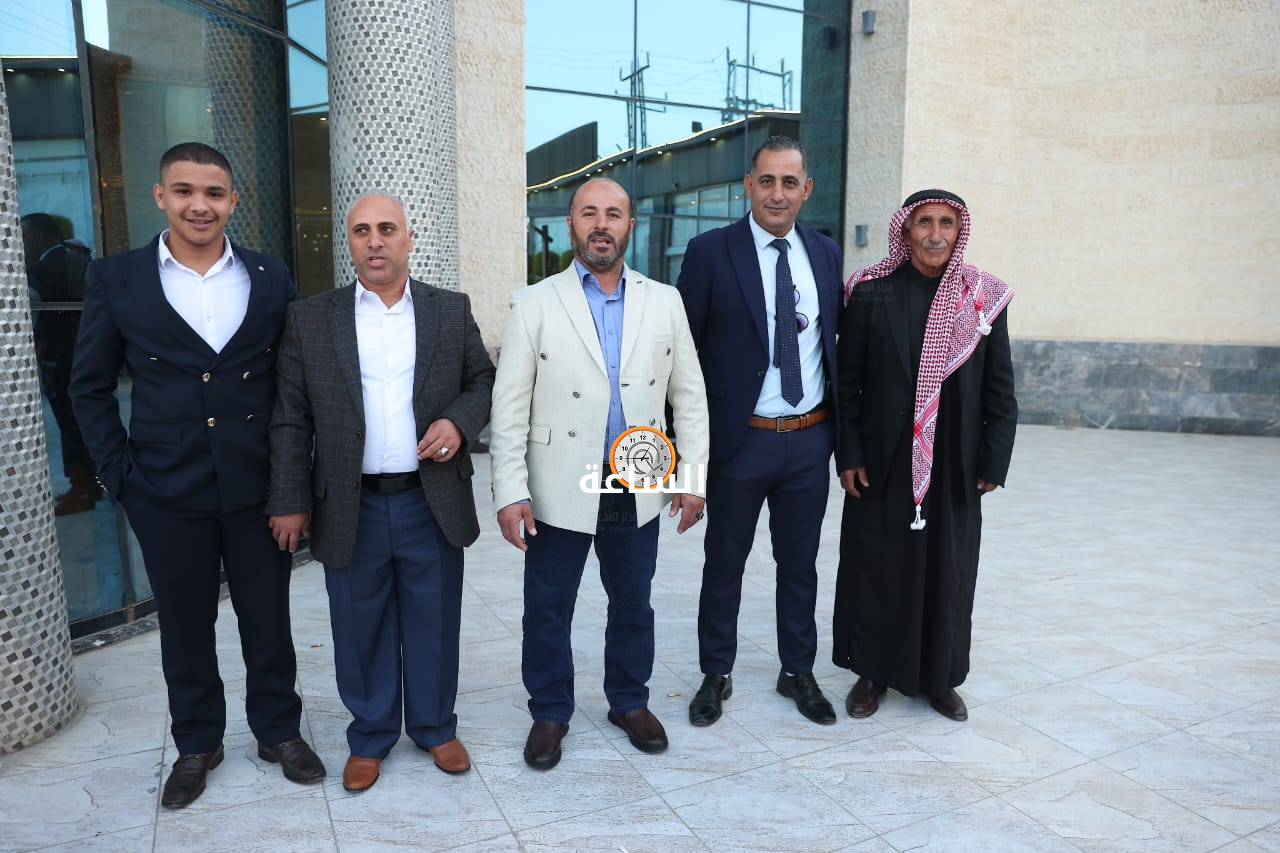 Madar Al-Saa Images 0.77375410007193