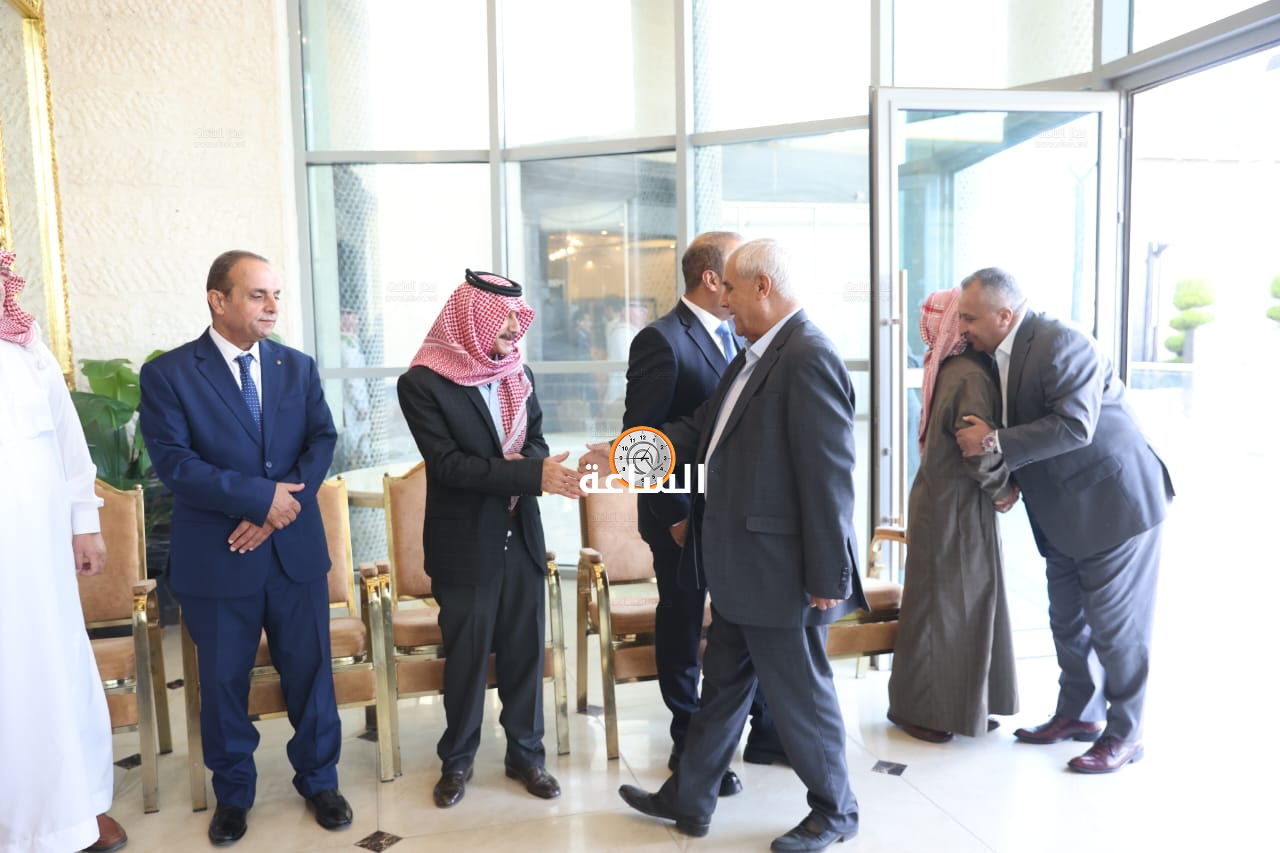 Madar Al-Saa Images 0.4043173569134525