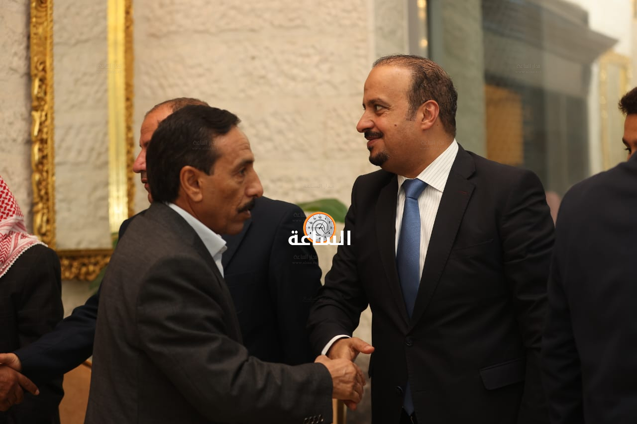 Madar Al-Saa Images 0.6269424066044343