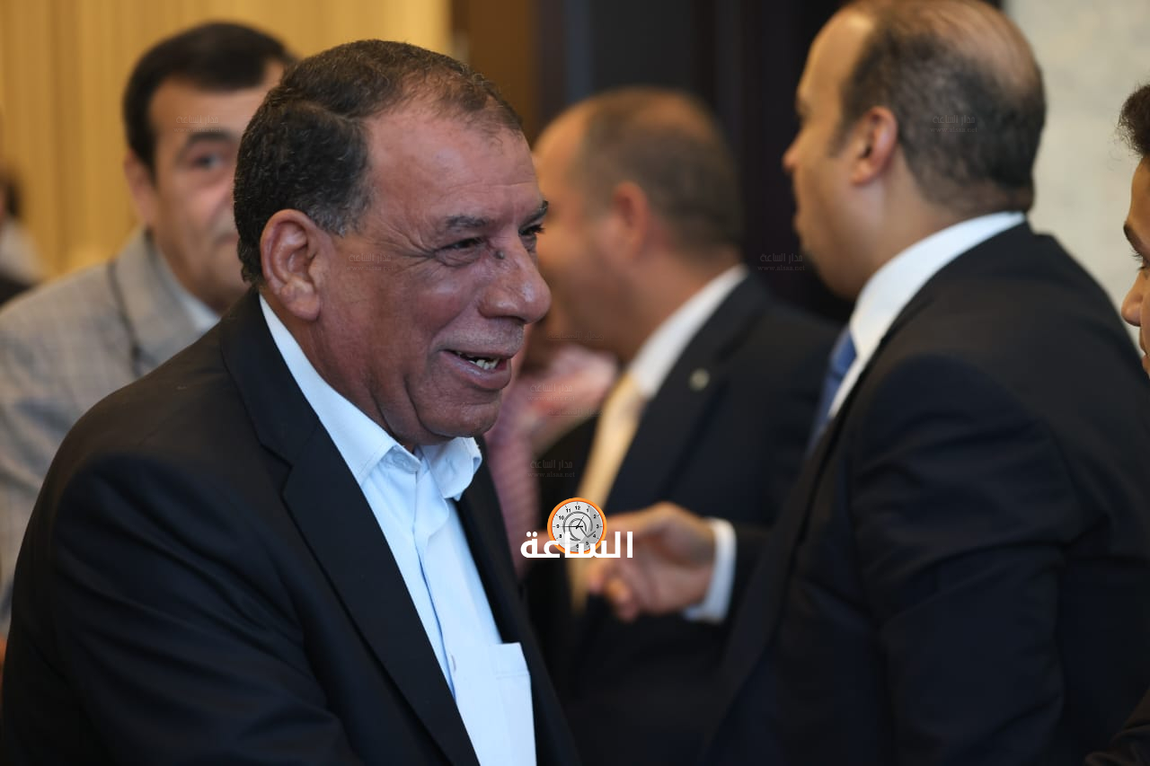 Madar Al-Saa Images 0.629308048501518