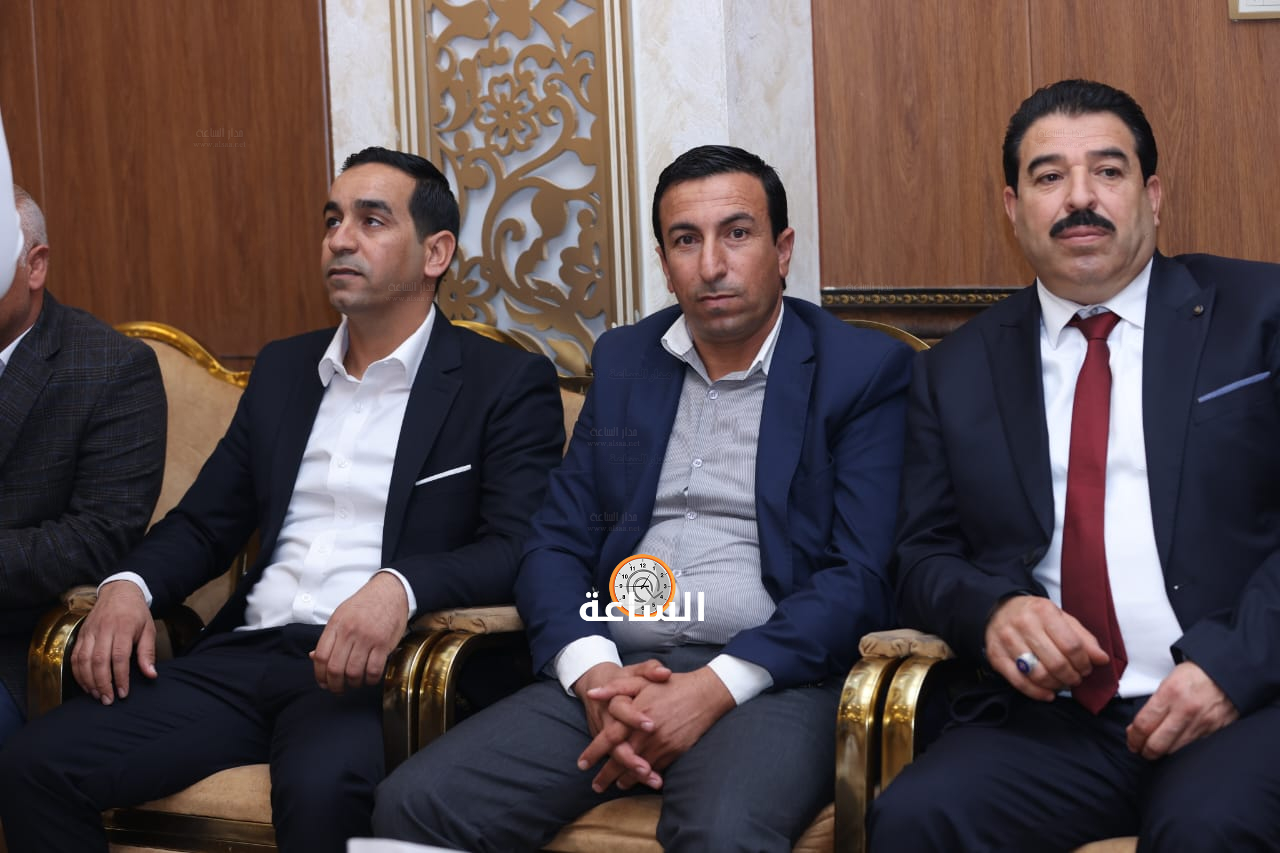 Madar Al-Saa Images 0.414080477551249