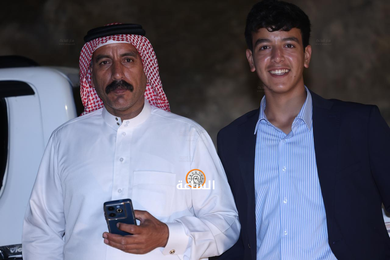 Madar Al-Saa Images 0.7492136778827512