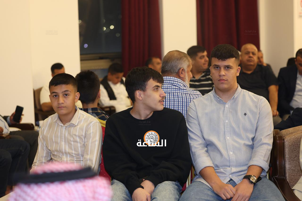Madar Al-Saa Images 0.7412648740197615