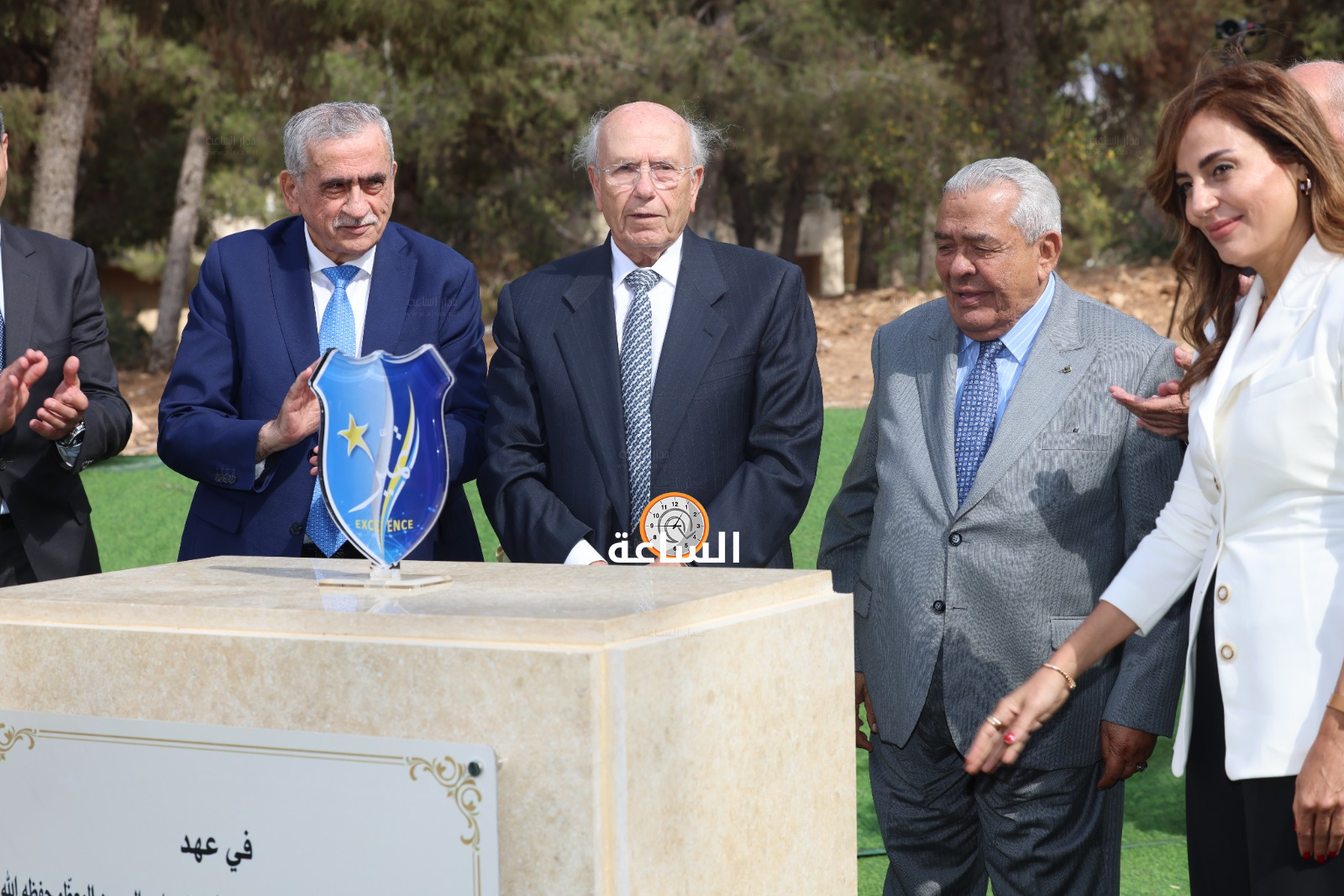 Madar Al-Saa Images 0.09888329188175038