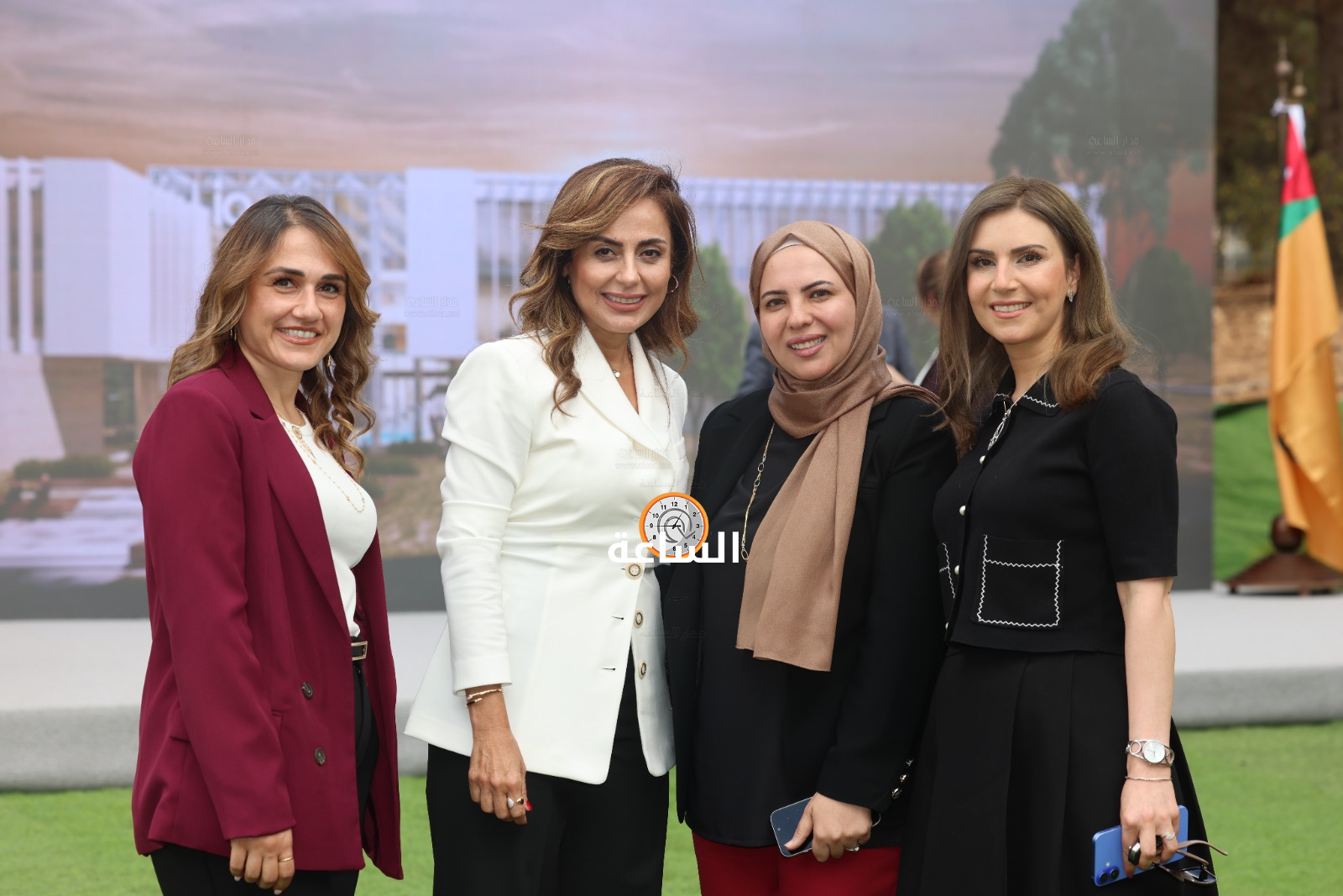 Madar Al-Saa Images 0.7643169600436236