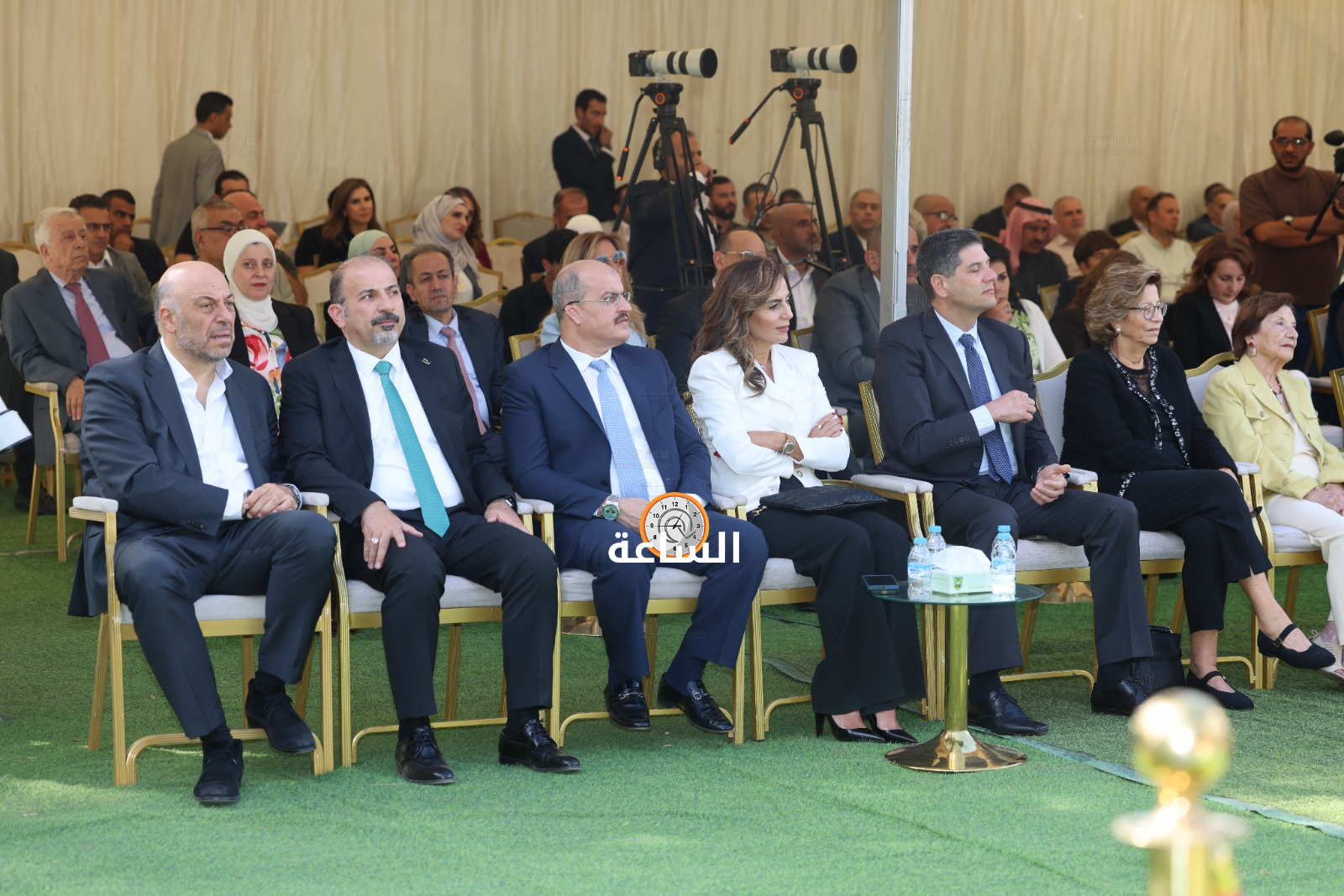 Madar Al-Saa Images 0.35172162187643075