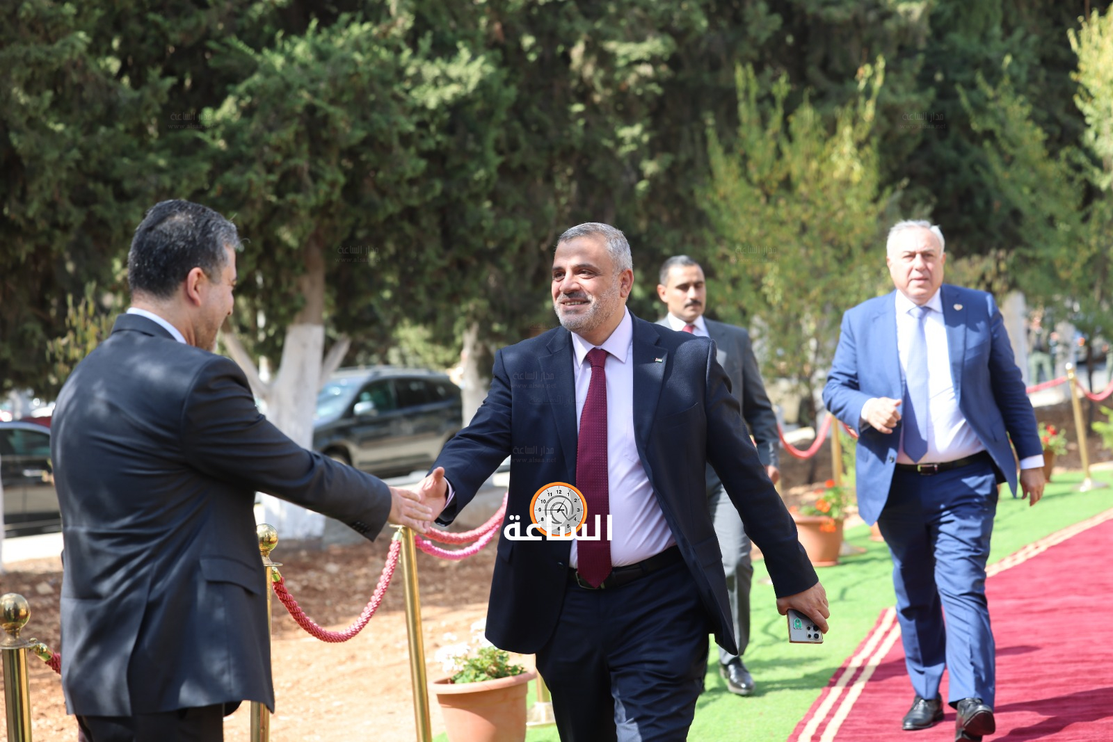 Madar Al-Saa Images 0.03570729509508608