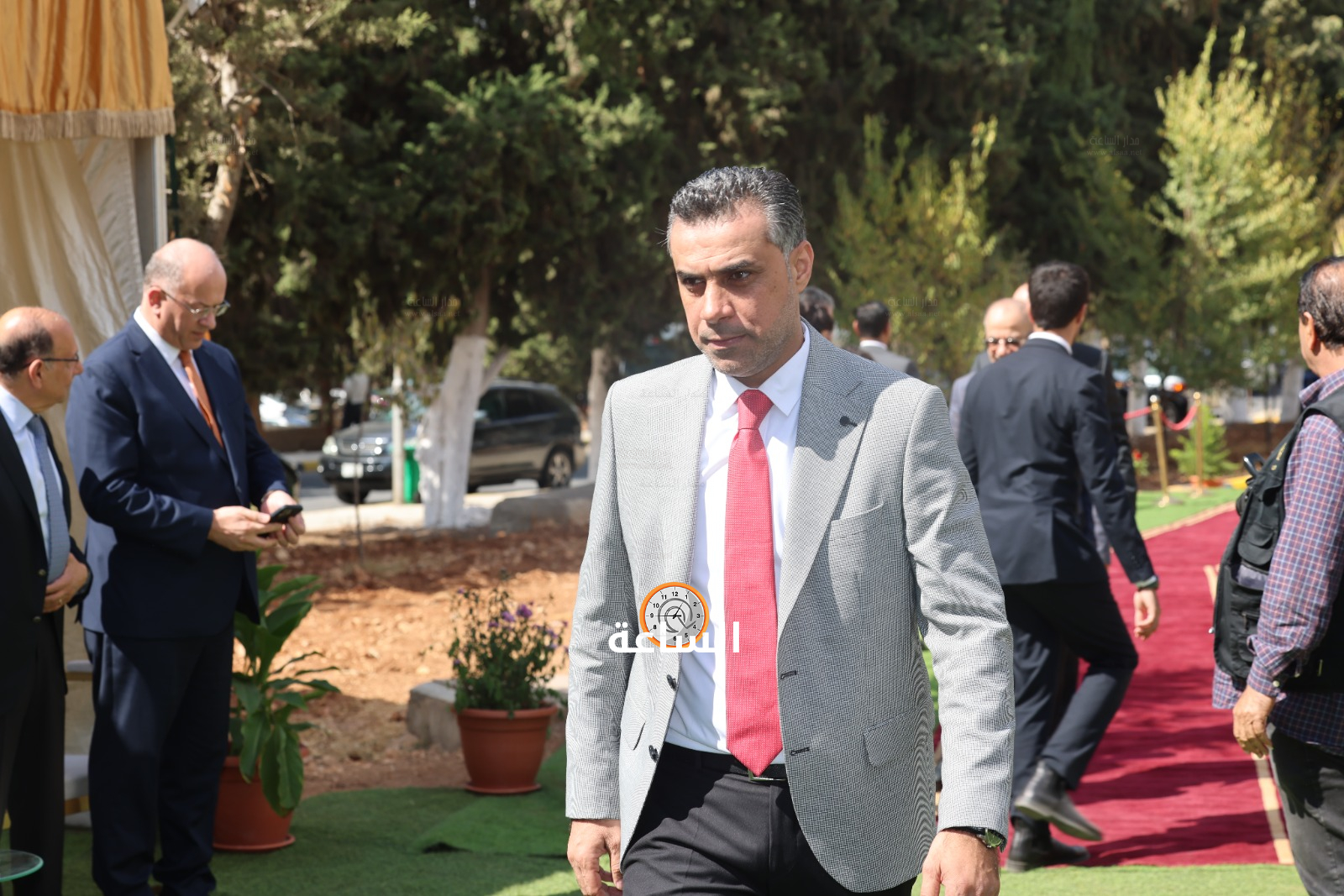 Madar Al-Saa Images 0.851592726175288