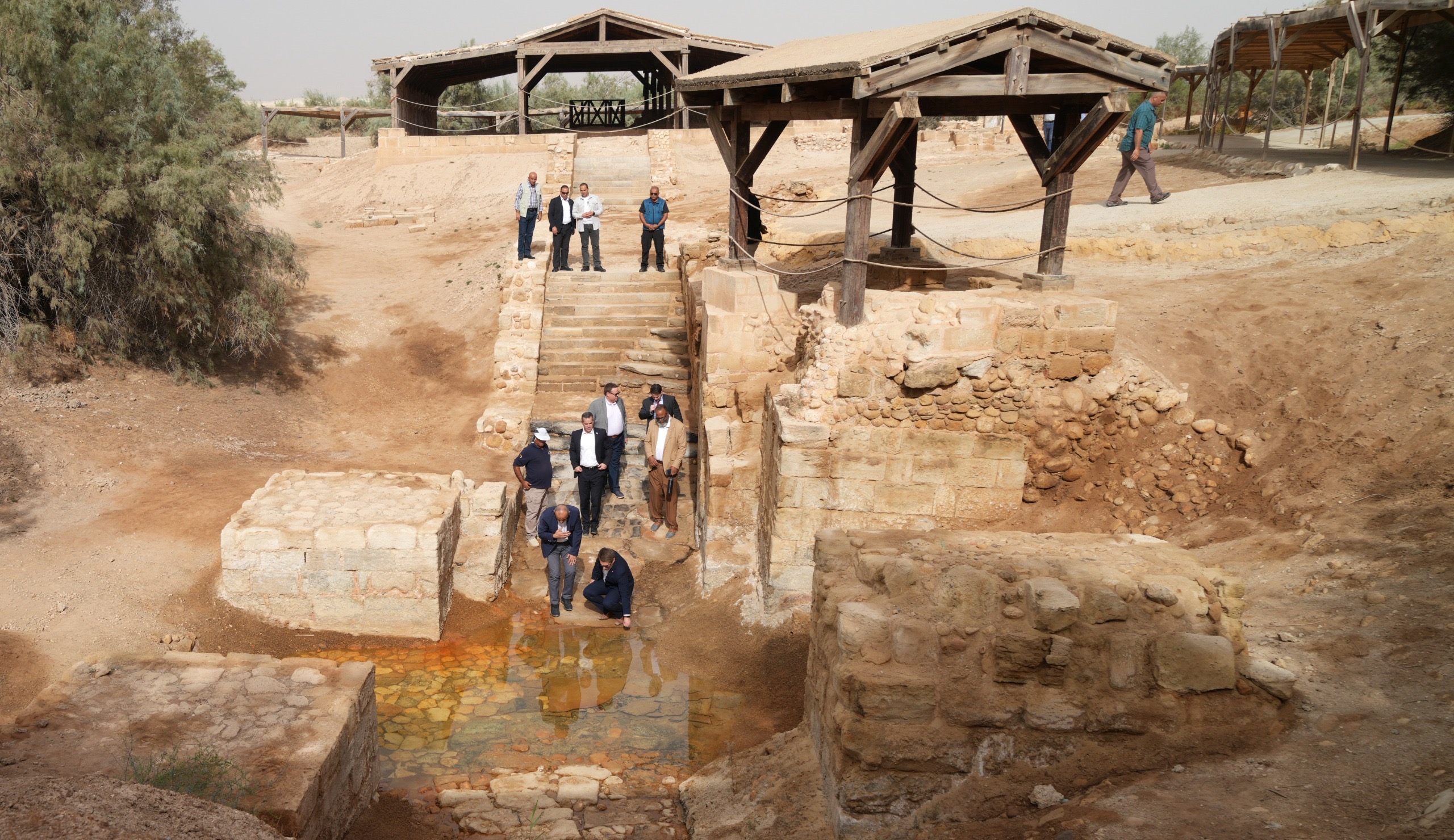 Madar Al-Saa Images 0.5791241985514679