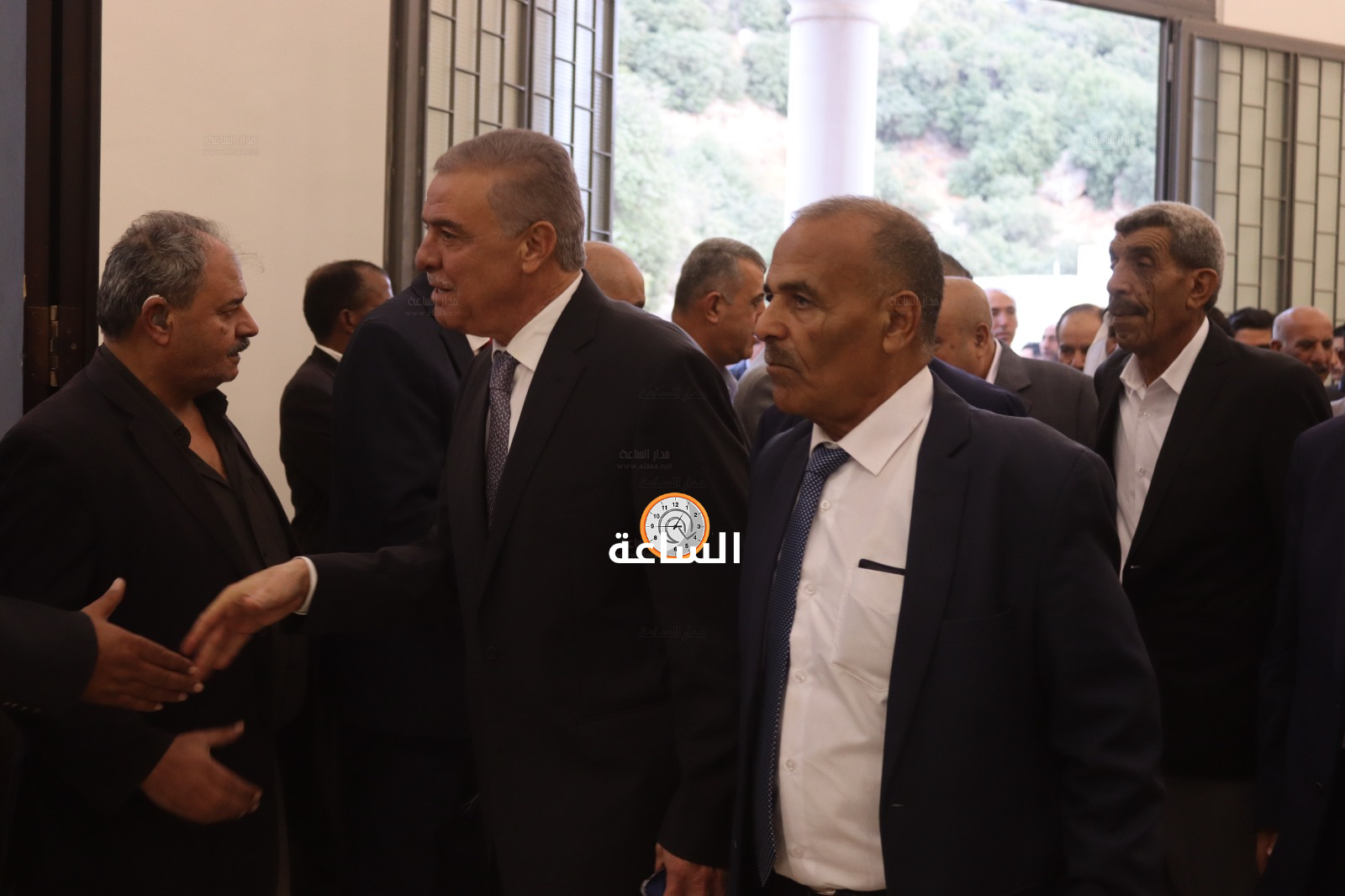 Madar Al-Saa Images 0.1338287361664936