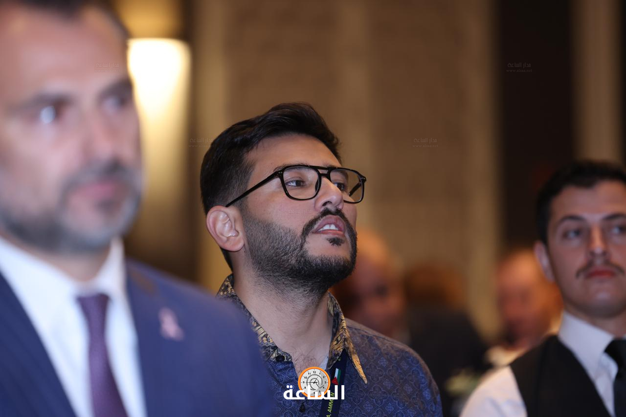 Madar Al-Saa Images 0.4831829702849686