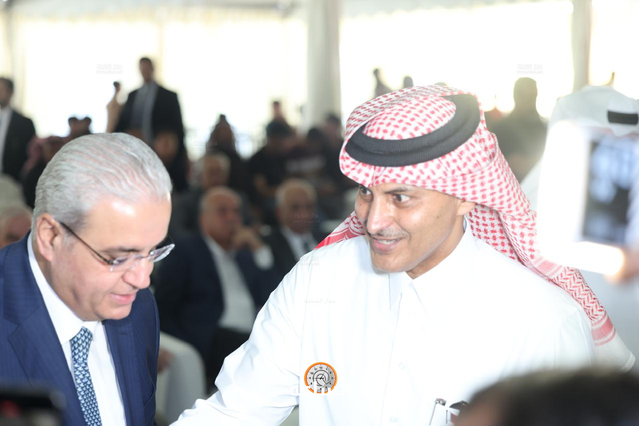 Madar Al-Saa Images 0.04201823378816272