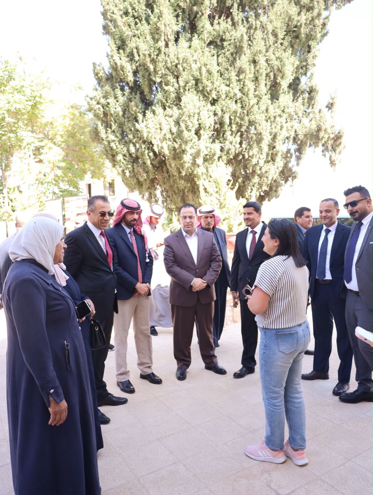 Madar Al-Saa Images 0.808784284933416