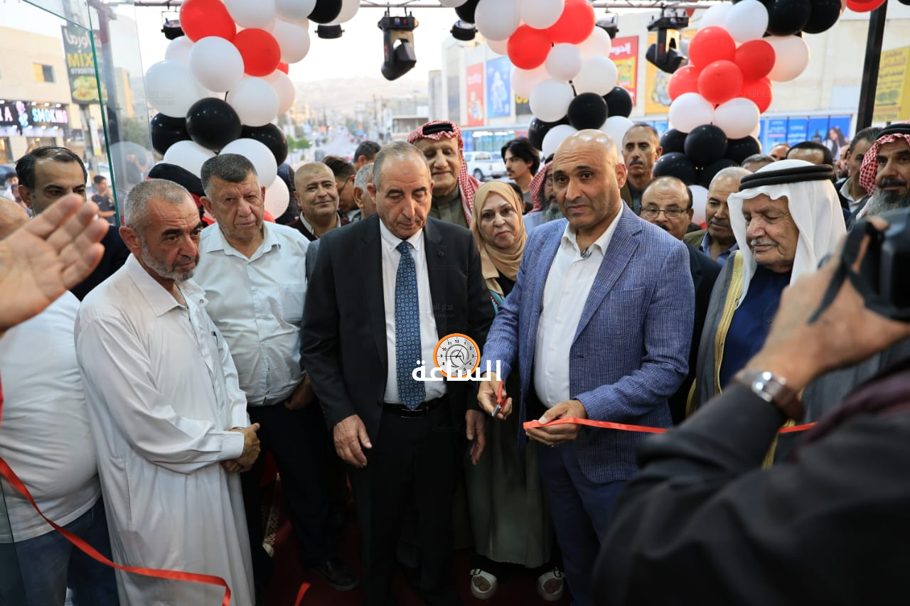 Madar Al-Saa Images 0.7945559168218255