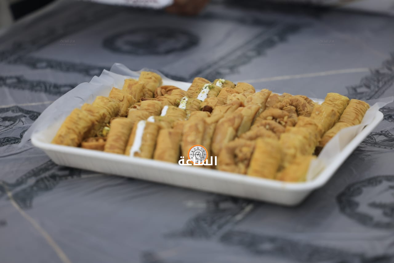 Madar Al-Saa Images 0.6660965875069326