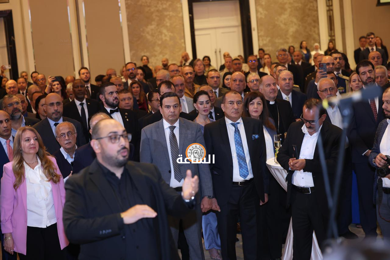 Madar Al-Saa Images 0.1575484732029352