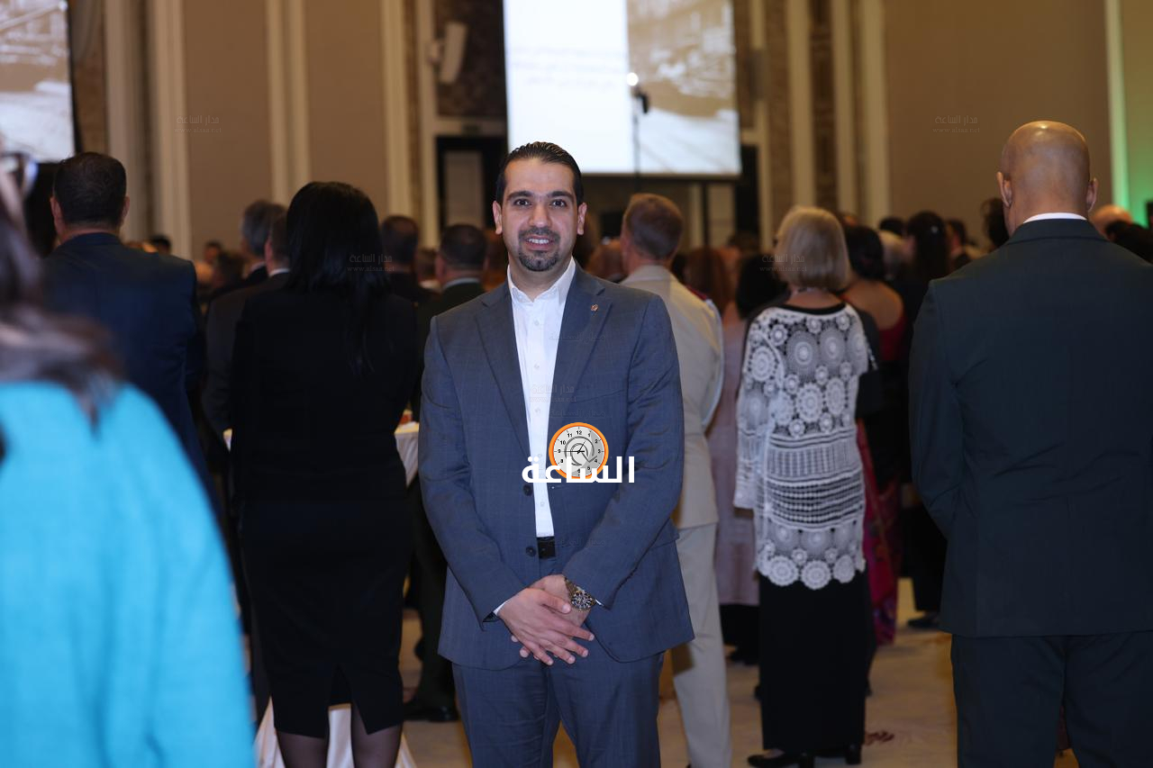 Madar Al-Saa Images 0.524439420546472