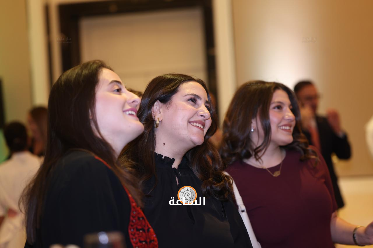 Madar Al-Saa Images 0.2518396419104455