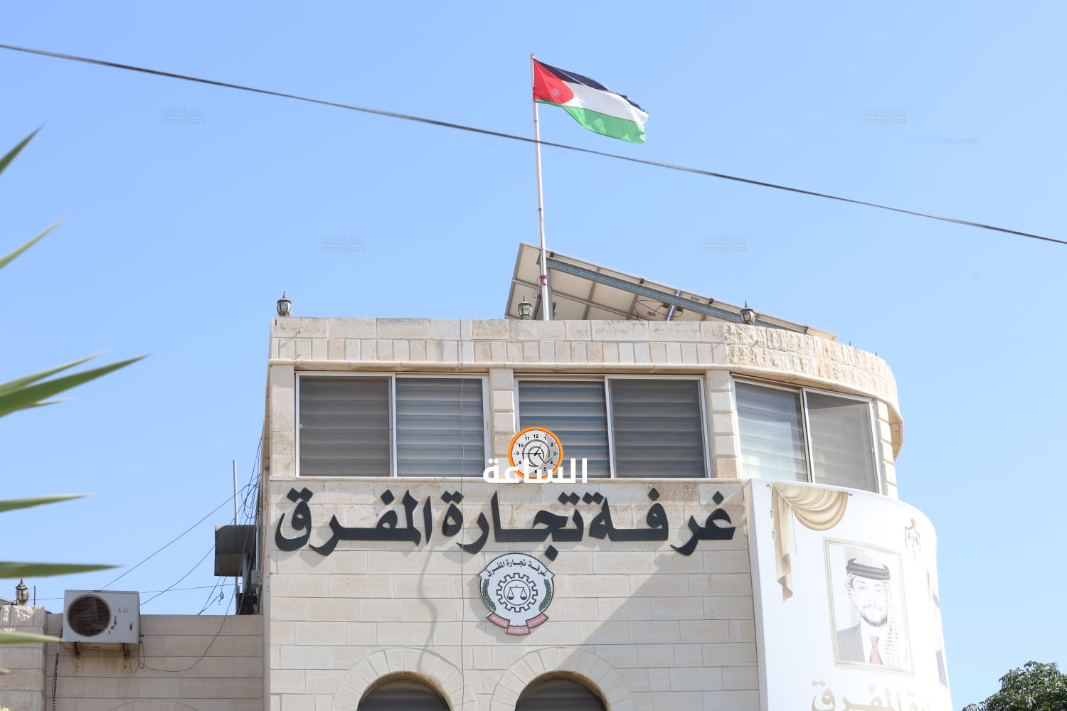 Madar Al-Saa Images 0.4002967858902521