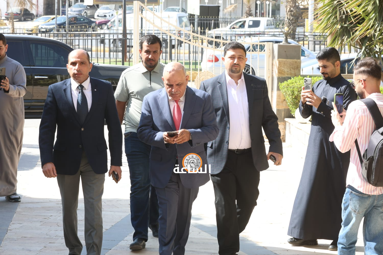 Madar Al-Saa Images 0.8832050090945566