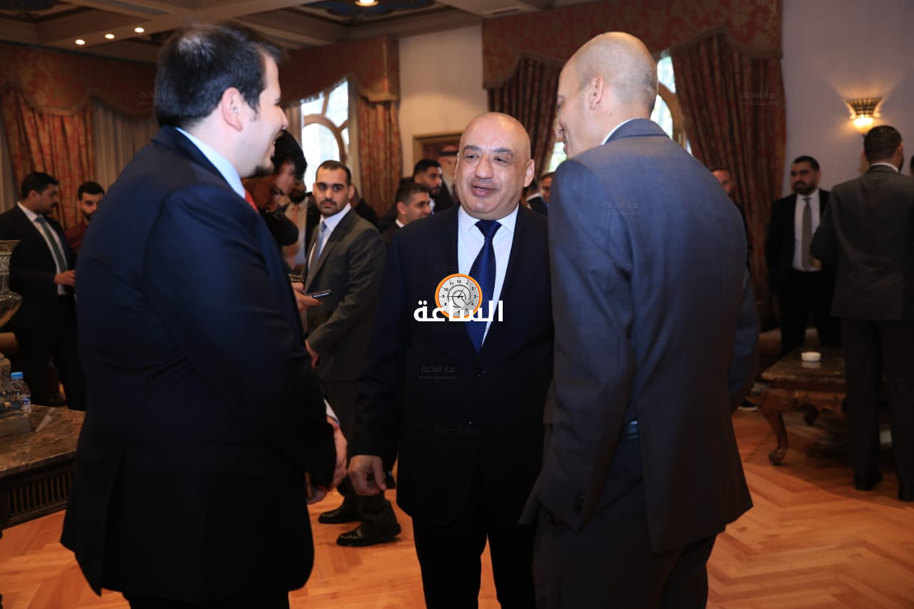 Madar Al-Saa Images 0.08979331122354661