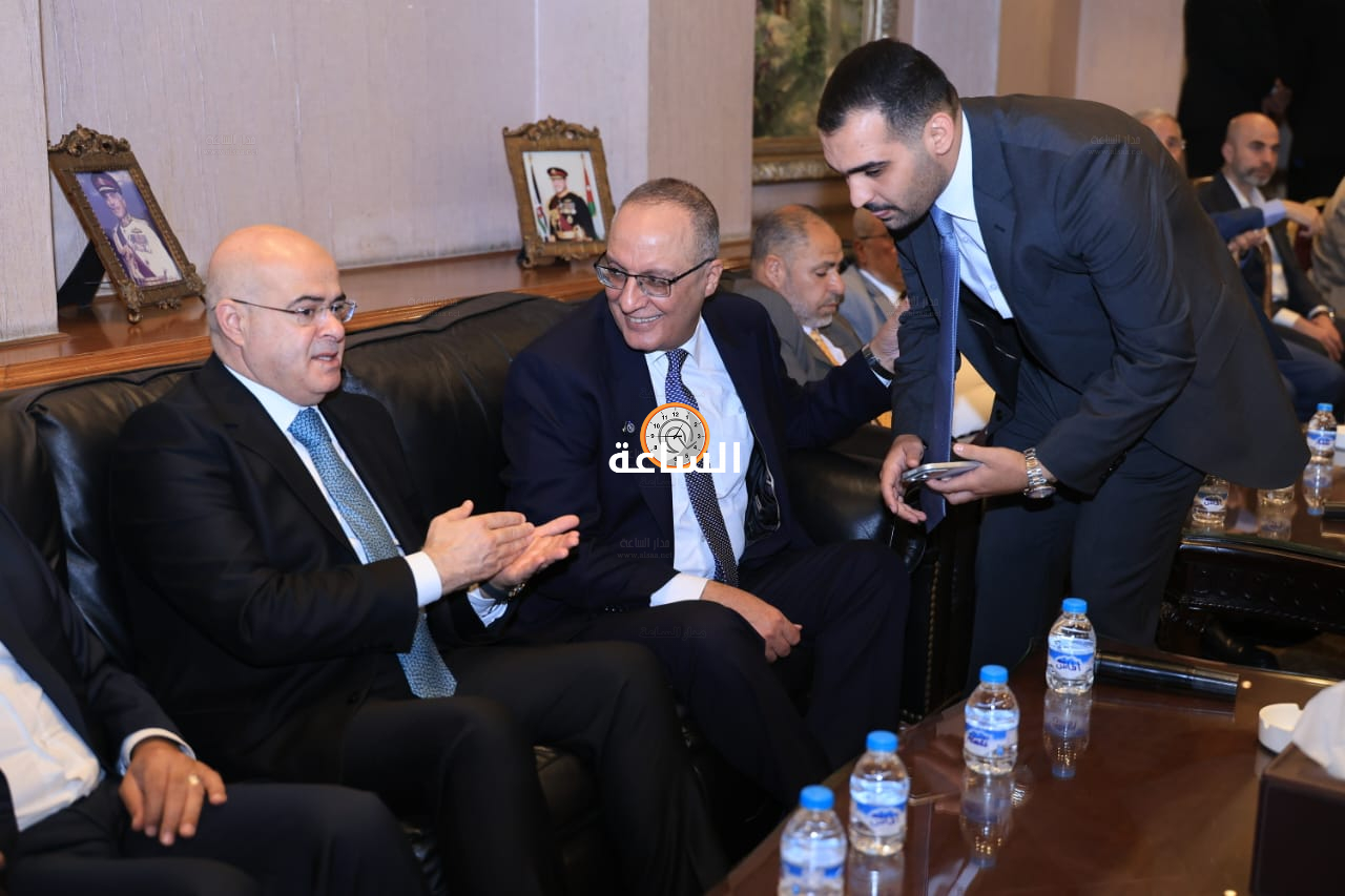 Madar Al-Saa Images 0.6278905748503686