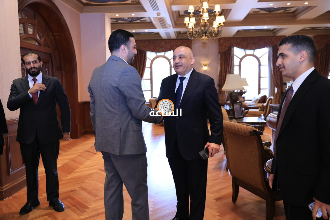 Madar Al-Saa Images 0.3903634135727502