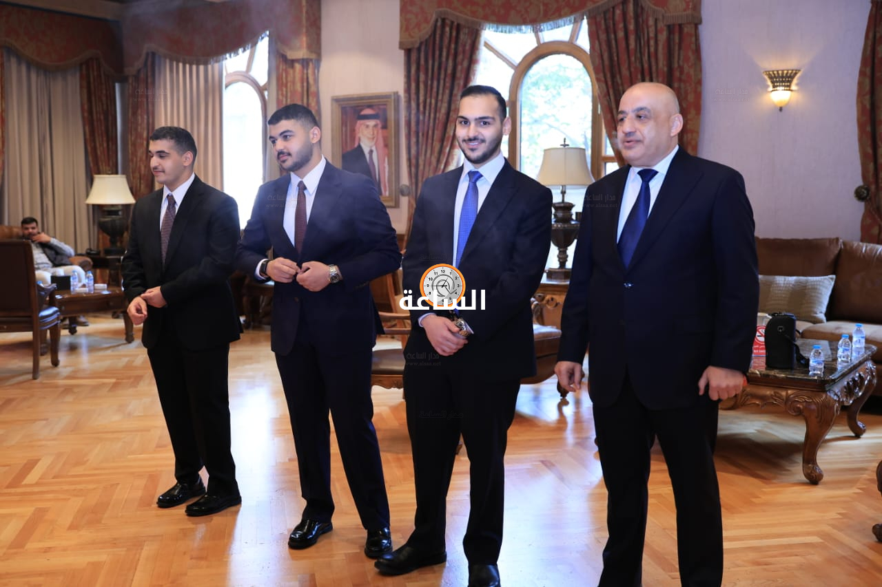 Madar Al-Saa Images 0.20713905238500752