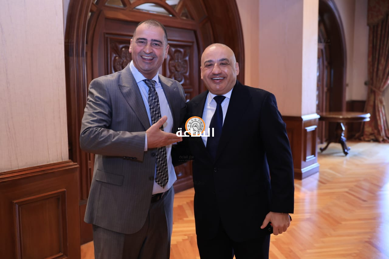 Madar Al-Saa Images 0.13983514521924945