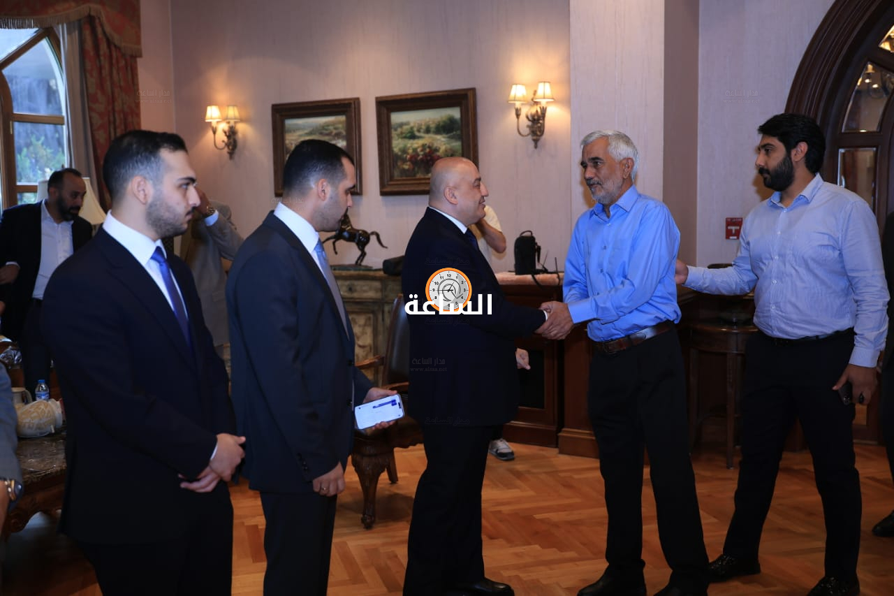 Madar Al-Saa Images 0.25421642686755763