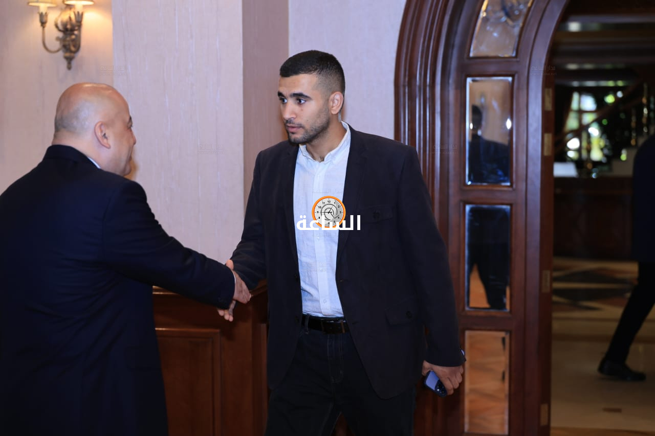 Madar Al-Saa Images 0.6935874595831977