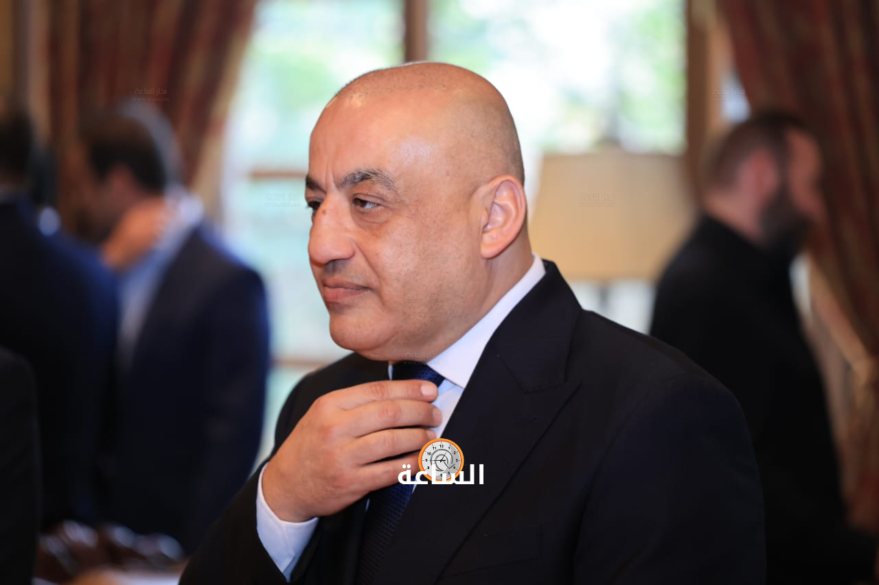 Madar Al-Saa Images 0.8979938554211118
