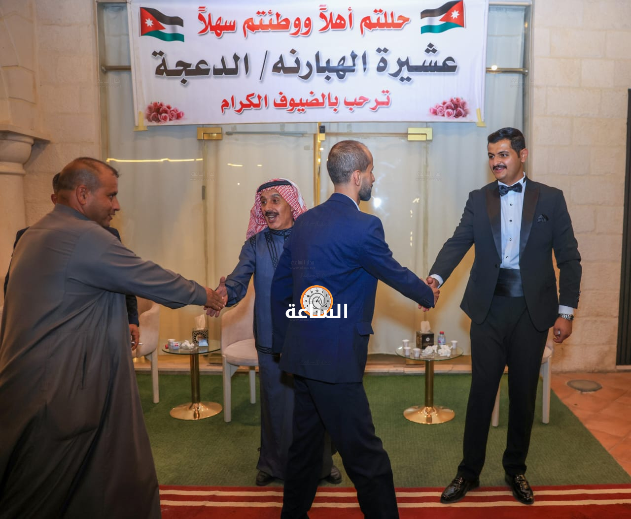 Madar Al-Saa Images 0.05288135637483682