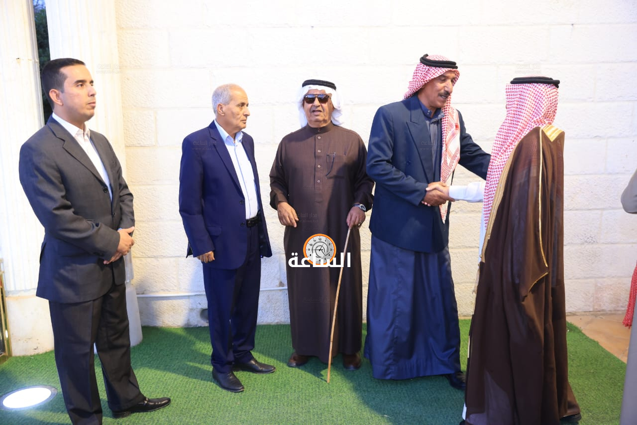 Madar Al-Saa Images 0.5085885590333735