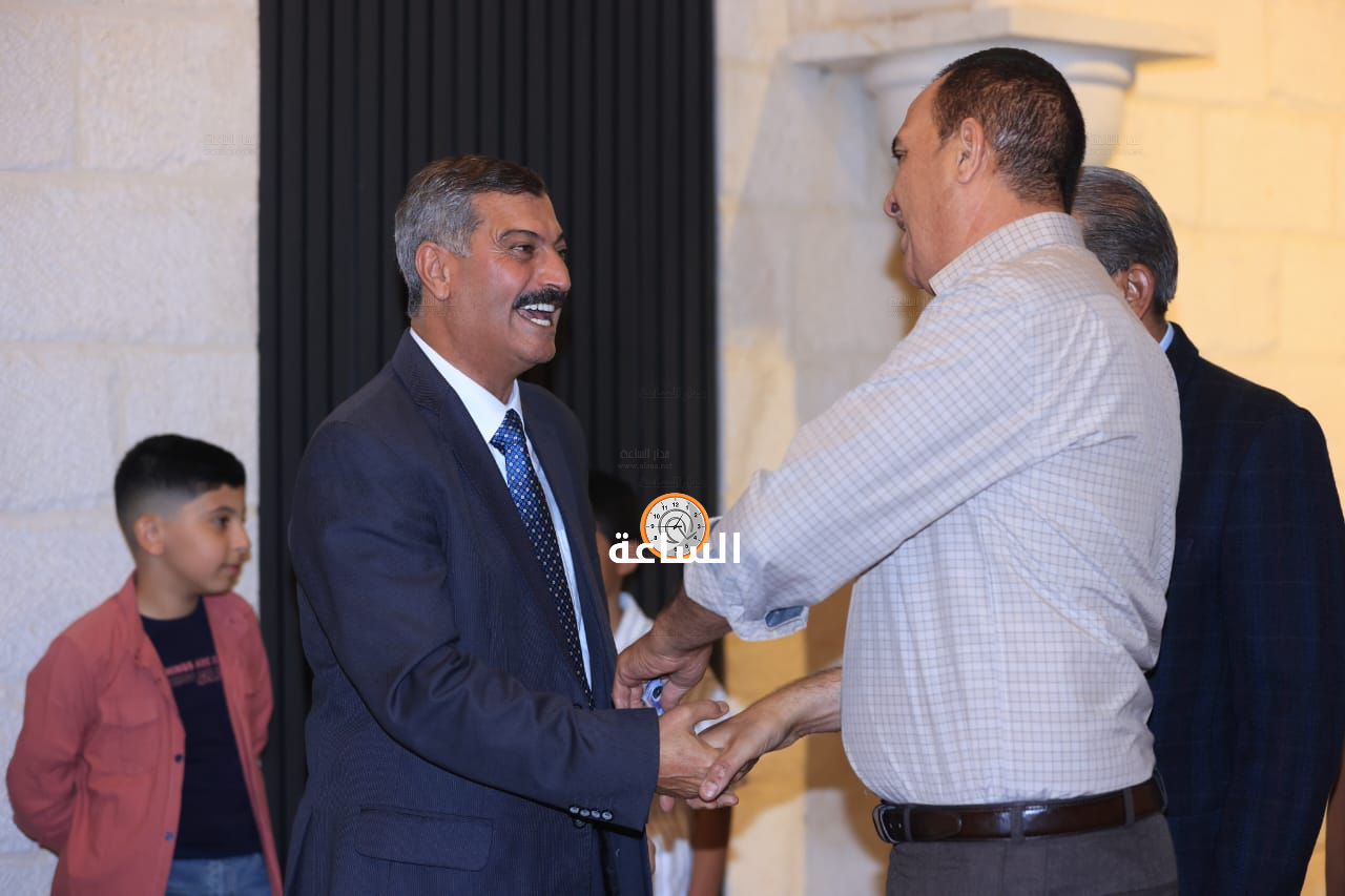Madar Al-Saa Images 0.5143155014380315