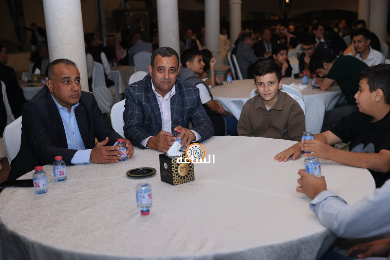 Madar Al-Saa Images 0.5864894855894218