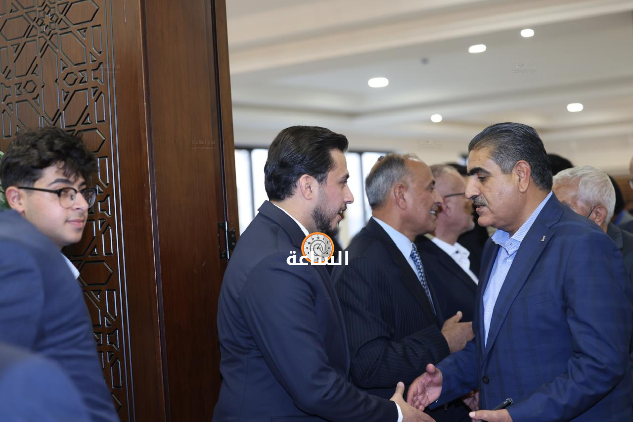 Madar Al-Saa Images 0.384025518009361