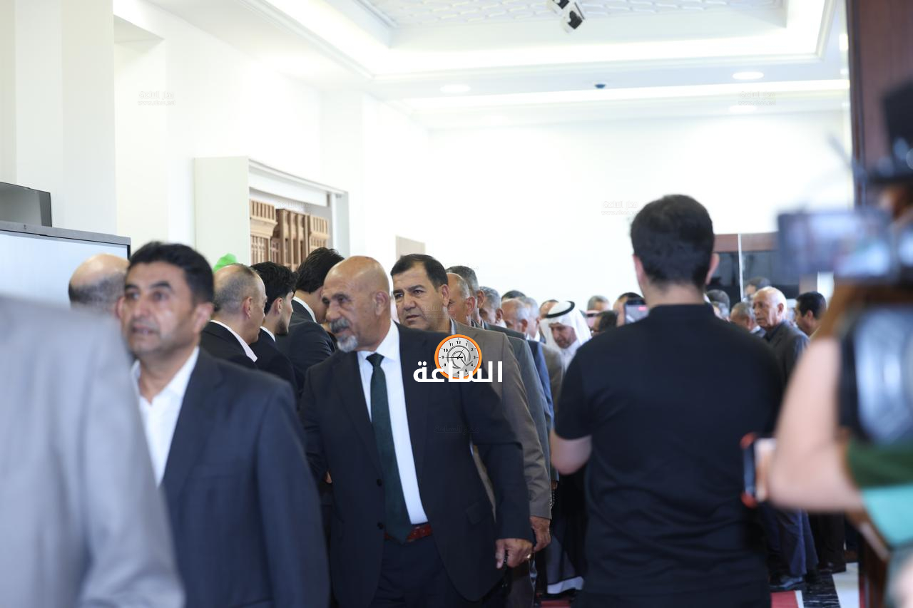 Madar Al-Saa Images 0.9422682779423496