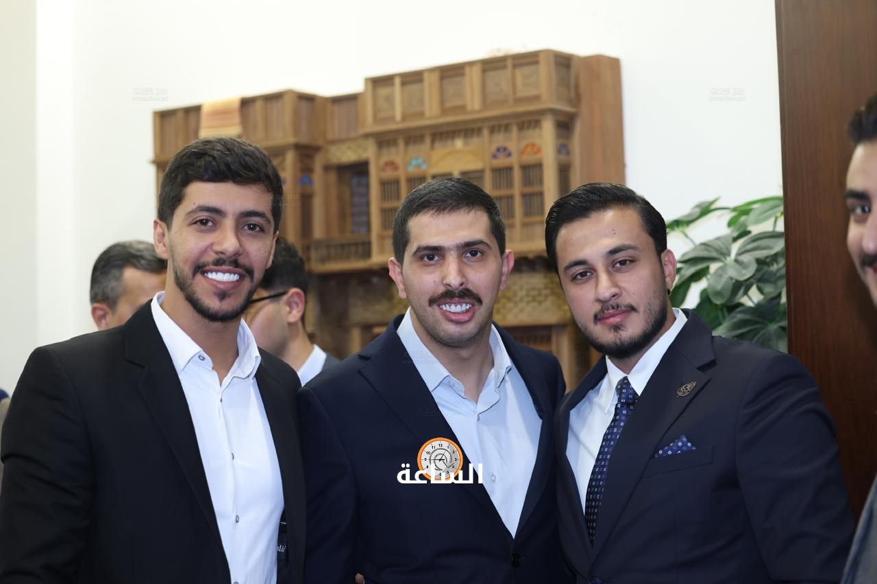 Madar Al-Saa Images 0.796931588496612