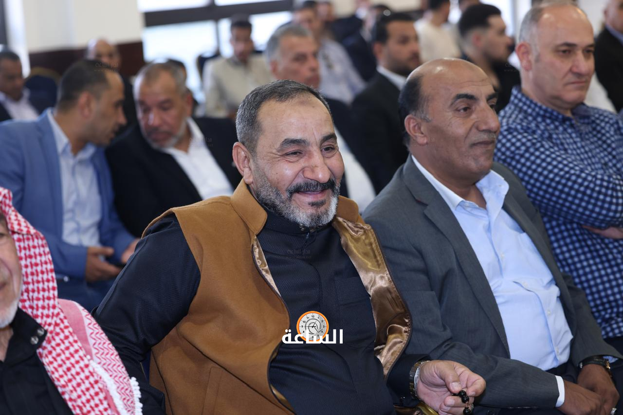 Madar Al-Saa Images 0.037879446565388886