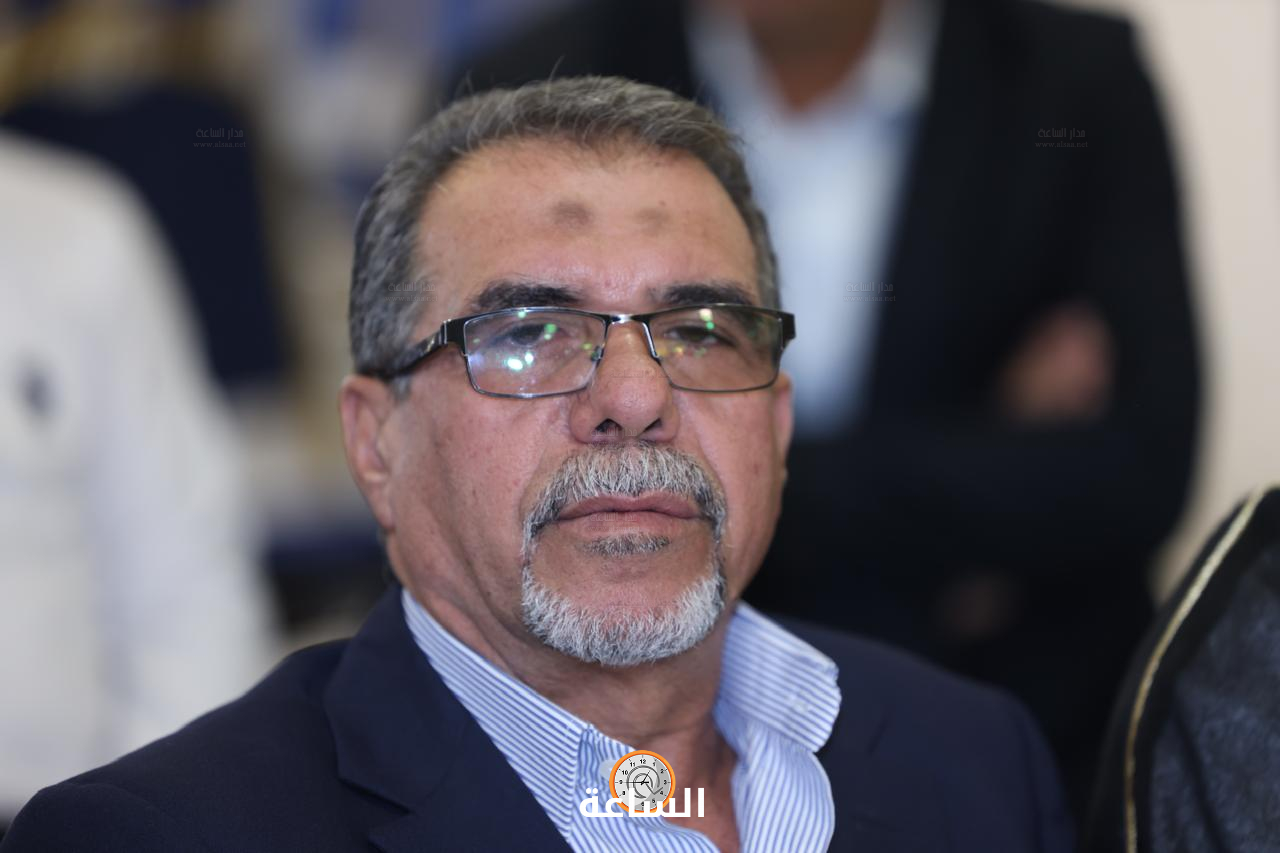 Madar Al-Saa Images 0.8470116050867784