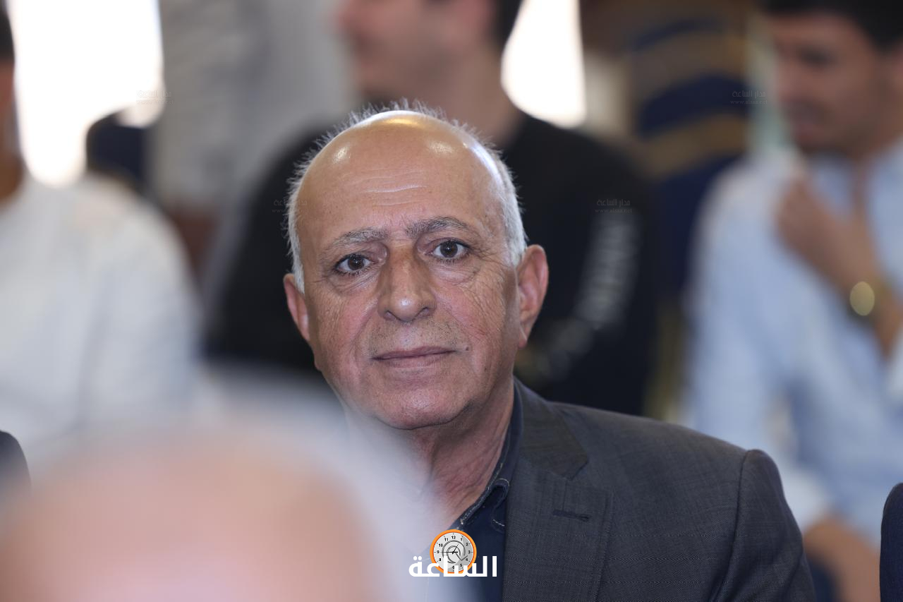 Madar Al-Saa Images 0.6516481207206901