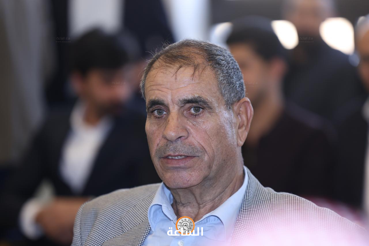 Madar Al-Saa Images 0.0257470855854941