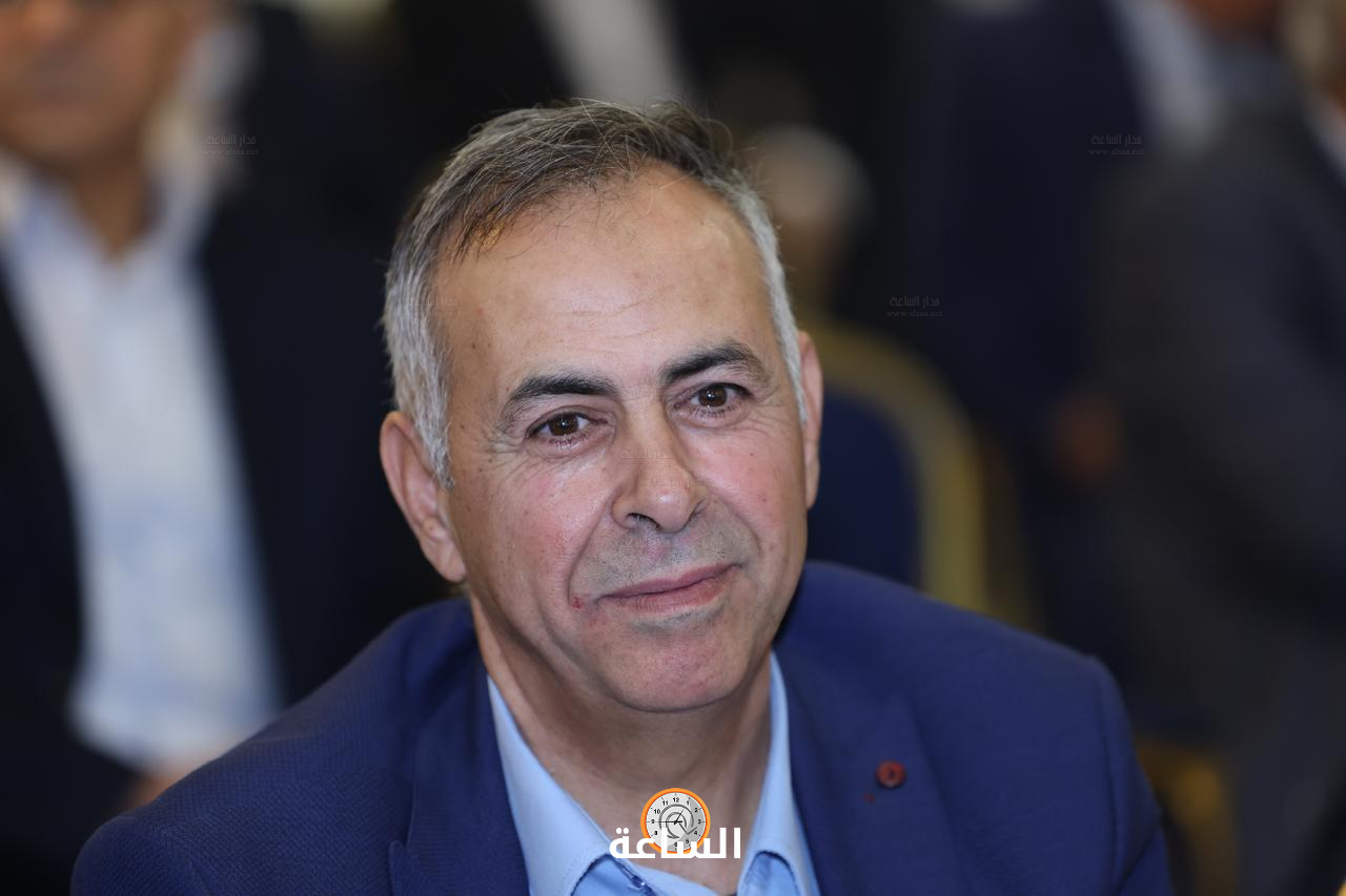 Madar Al-Saa Images 0.4809324929422133