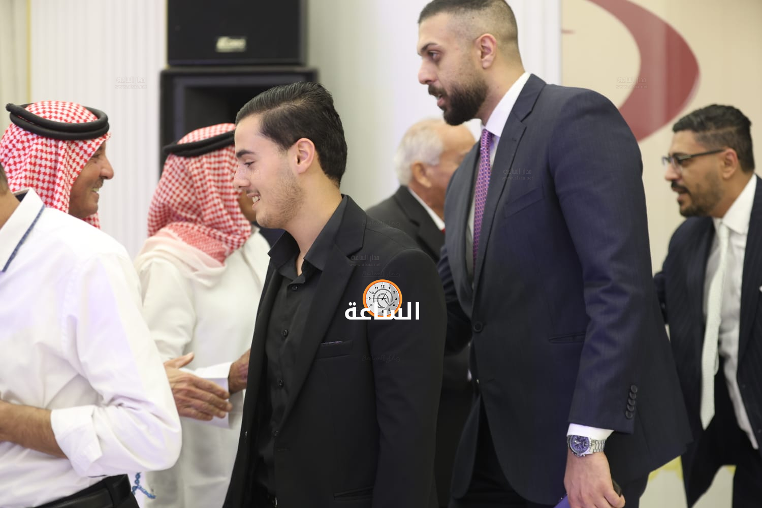 Madar Al-Saa Images 0.8299189219138273