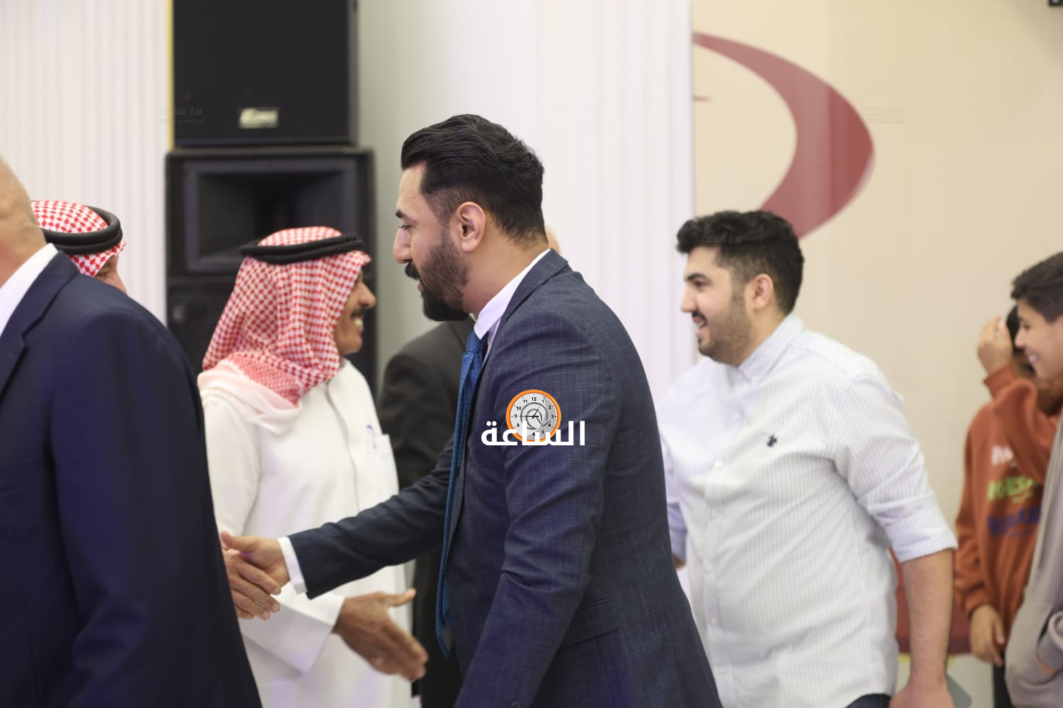 Madar Al-Saa Images 0.46642102334160185