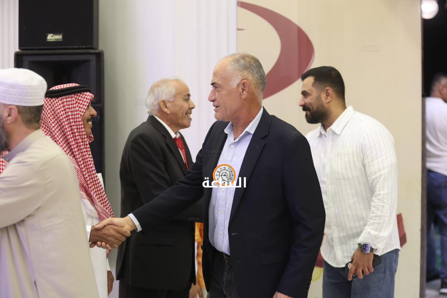 Madar Al-Saa Images 0.8345685876862303